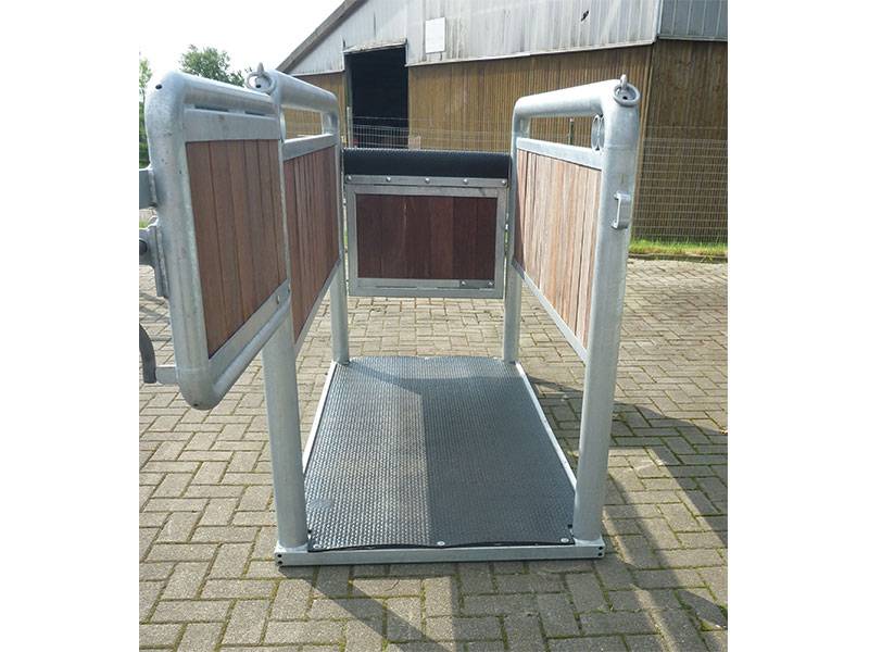 Pferdeuntersuchungsstand - freihstehend