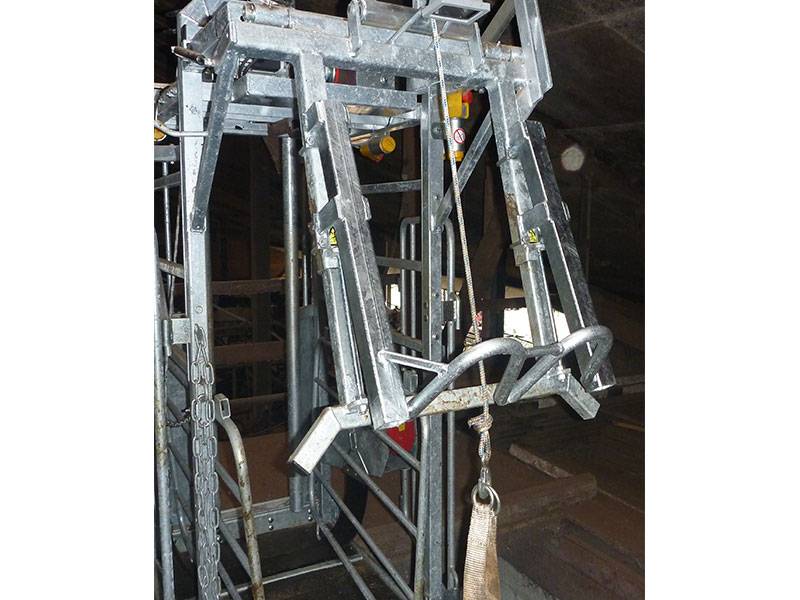 klauenpflegestand-lamo-damey-premium-07_original