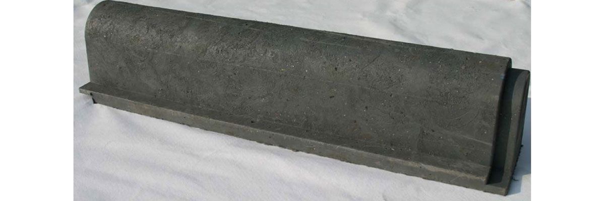 Reitplatzumrandung schwer