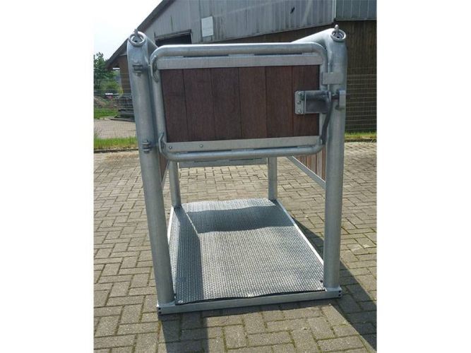 Pferdeuntersuchungsstand - freihstehend