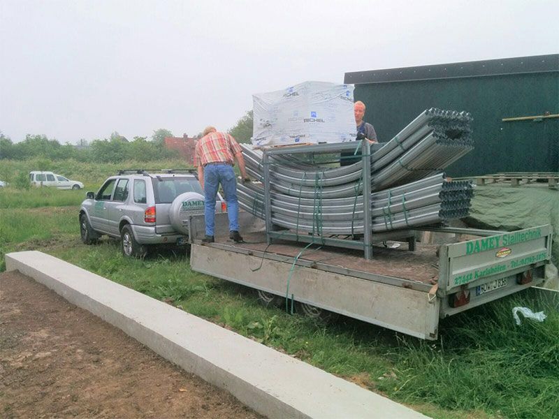 Aufbau einer Rundbodenhalle: Schritt 1